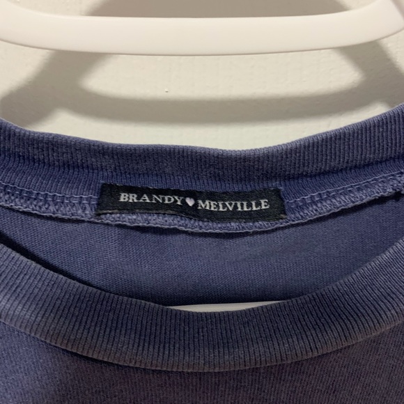 Brandy Melville hawaii t-shirt - Picture 3 of 3